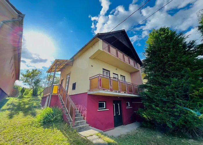 Lily House Dom wakacyjny